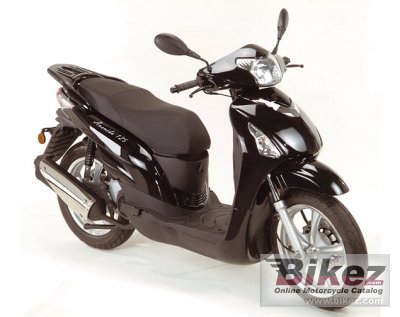 2011 Tauris Avenida 125 4T photo